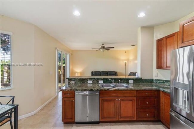 Building Photo - 5776 SW 166th Ct