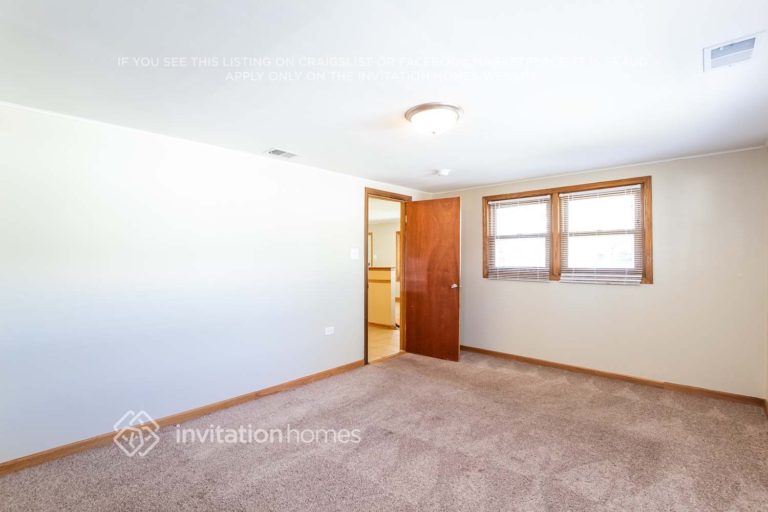 Building Photo - 8841 Merrimac Ave