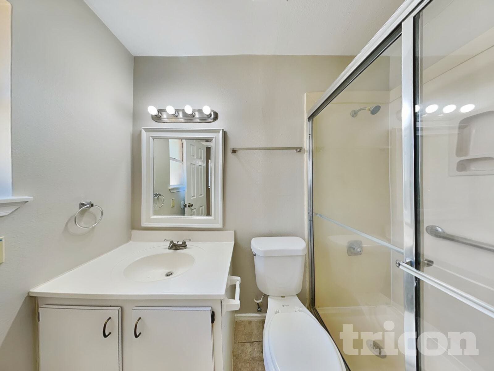 Building Photo - 1911 Deaf Smith Dr