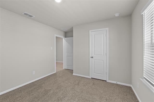 Building Photo - 552 Crestridge Dr N