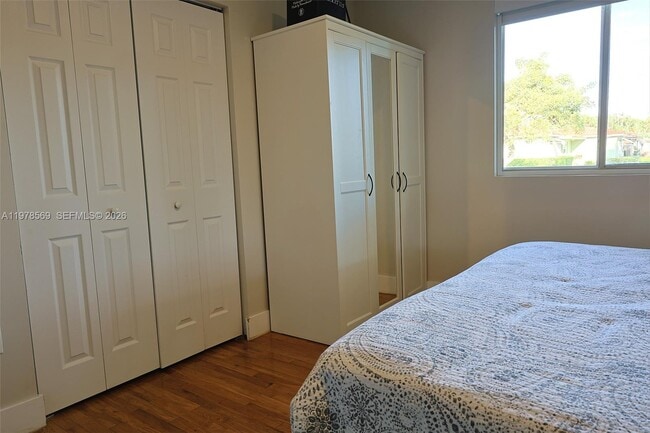 Building Photo - 10804 NW 2nd Ave