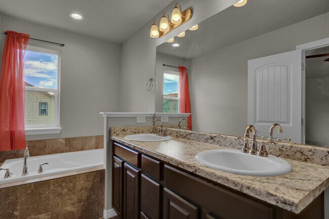 Building Photo - 5332 Pabst Dr