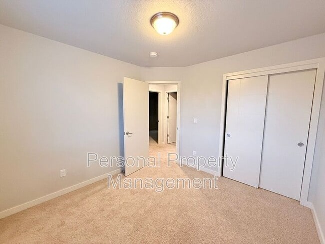 Building Photo - 3512 NE 61st Way