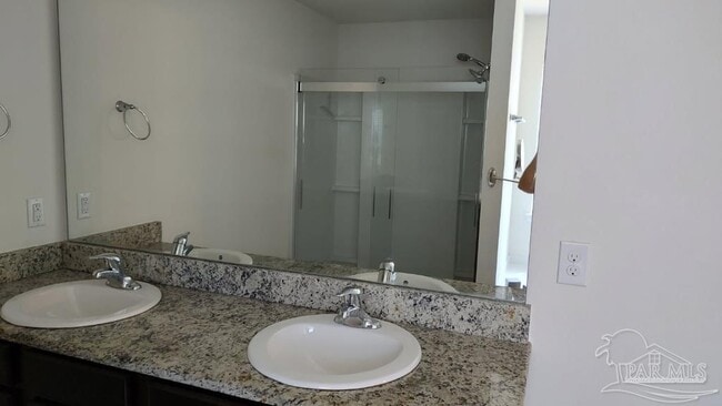 Building Photo - 3492 Quail Dr