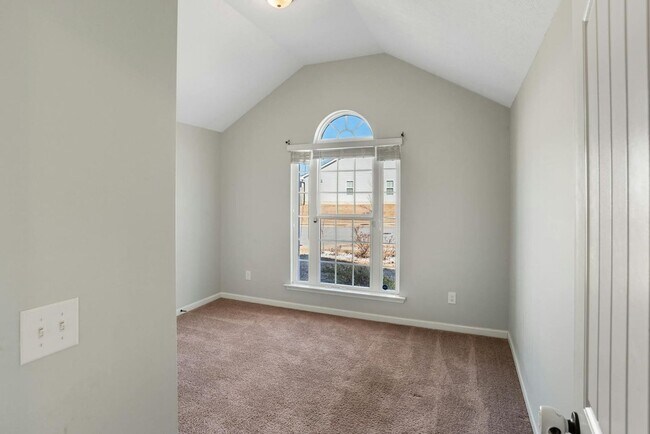 Building Photo - 5010 Copse Dr