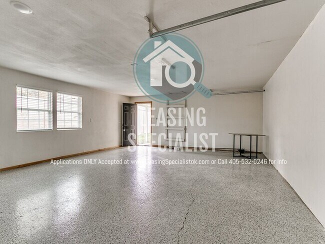 Building Photo - Norman 3 Bed 2 Bath New Custom Build Available for Immediate Move!!