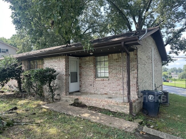 Primary Photo - 6802 Martha Ave