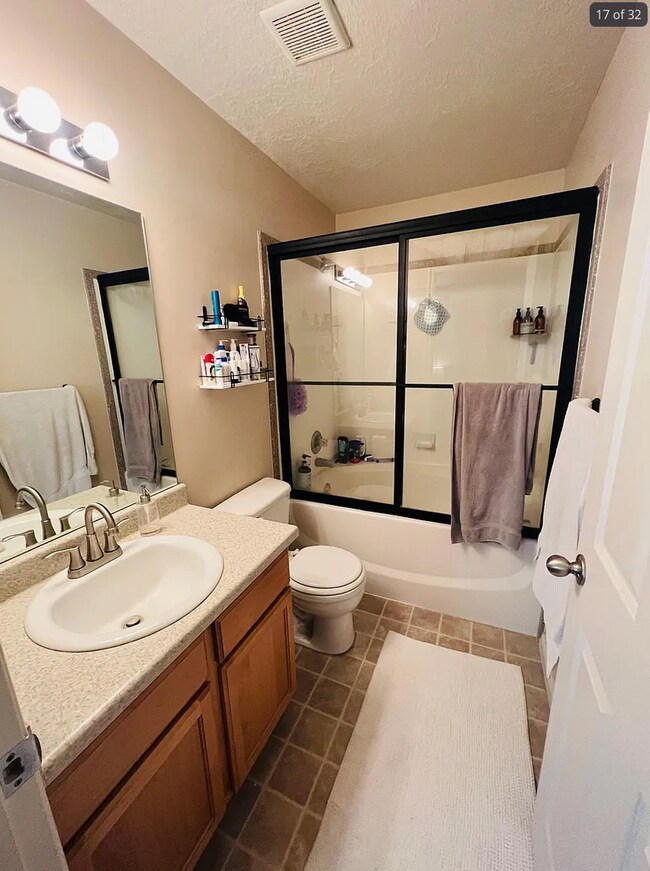 Building Photo - Spacious End-Row Townhome
