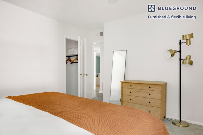 Building Photo - 115 N Wetherly Dr