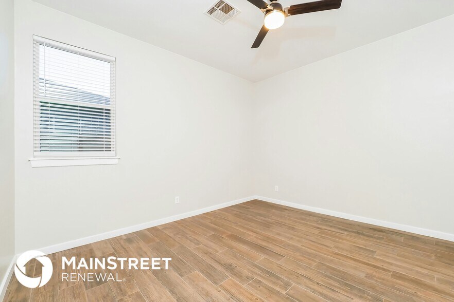 Building Photo - 11217 Paradise Out Ln