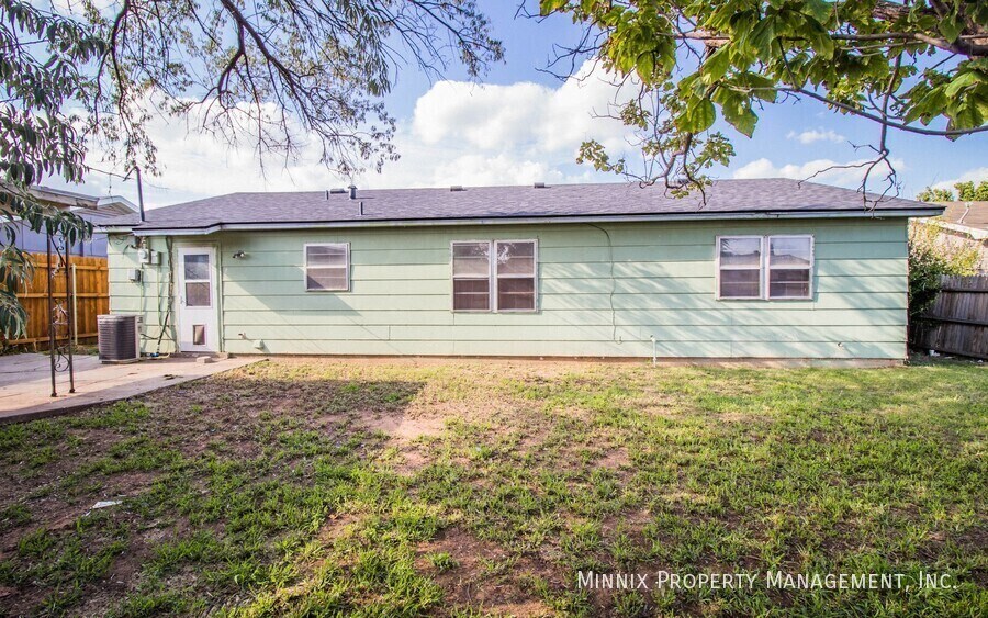 Building Photo - 4825 53rd St