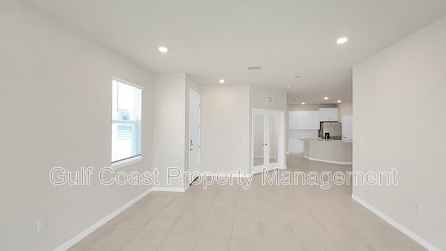 Building Photo - 590 157th Ct E