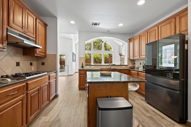 Building Photo - 2809 Rio Mesa Dr