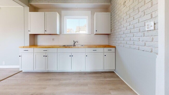 Building Photo - Canton 3 Bedroom - Single Family Home