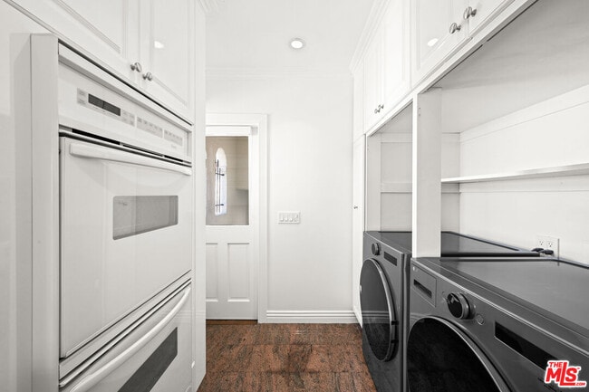 Building Photo - 500 Smithwood Dr