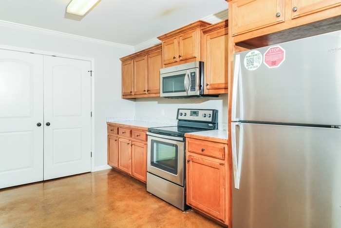 Building Photo - 5813 Heritage Heights Dr