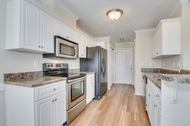 Building Photo - Beautiful Ranch in Grovetown