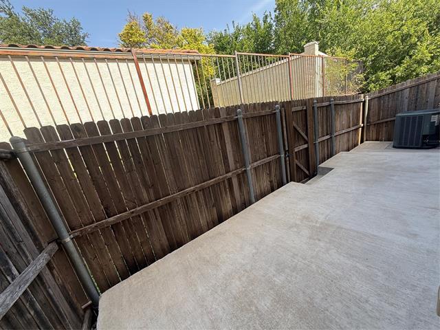 Building Photo - 6300 Hermosa Dr
