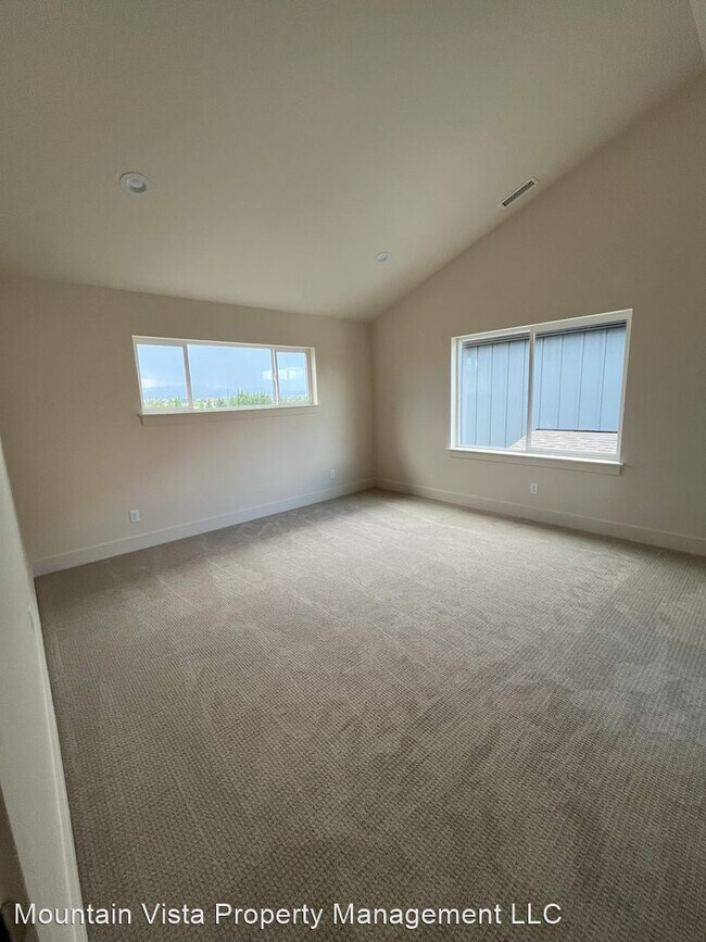 Building Photo - 3 br, 2.5 bath House - 20 Jockey Ct