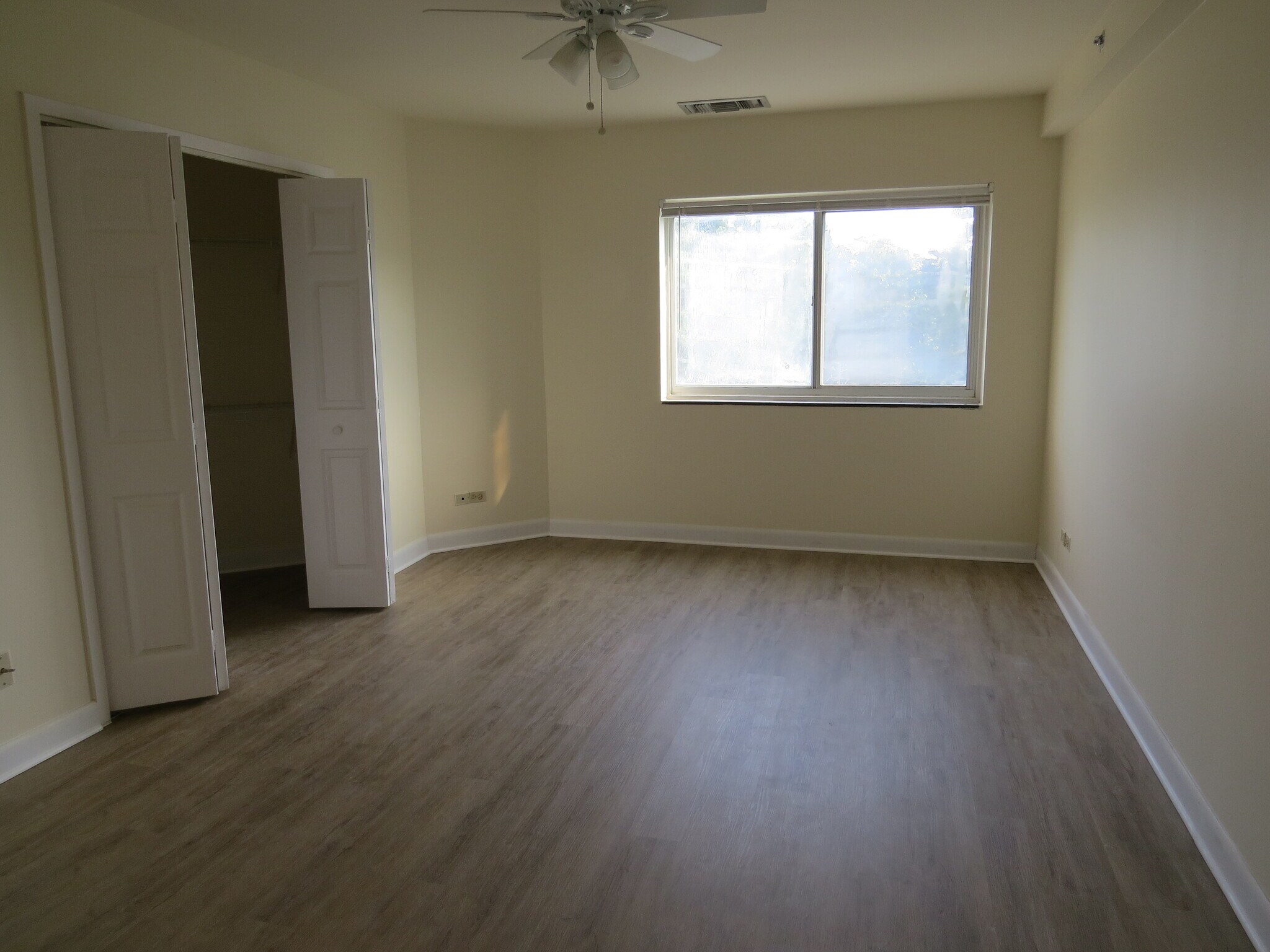Building Photo - 1501 Clairmont Rd