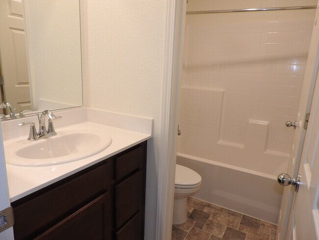 Building Photo - Beautiful Patio Home