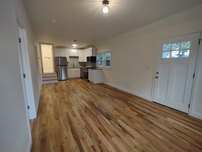 Primary Photo - 394 Union Ave