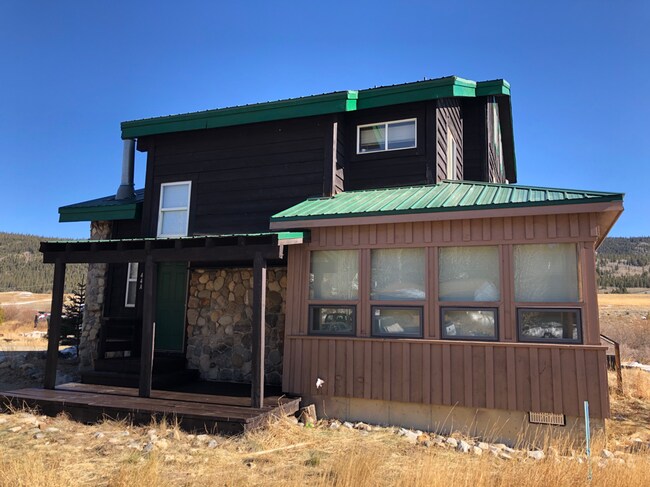 Building Photo - Dogs Negotiable! 25 Minutes from Breckenridge!