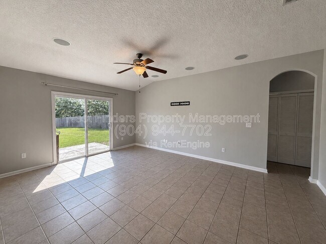 Building Photo - 14793 Falling Waters Dr