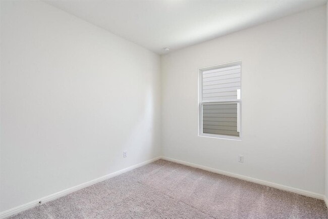 Building Photo - 118 Bluegill Dr