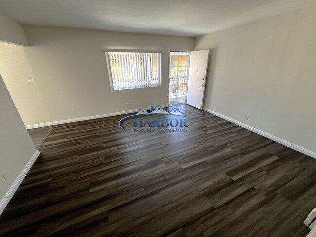 Building Photo - 4358 W 142nd St