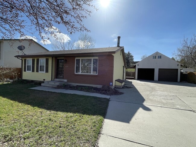 Building Photo - 6238 Dewdrops Dr