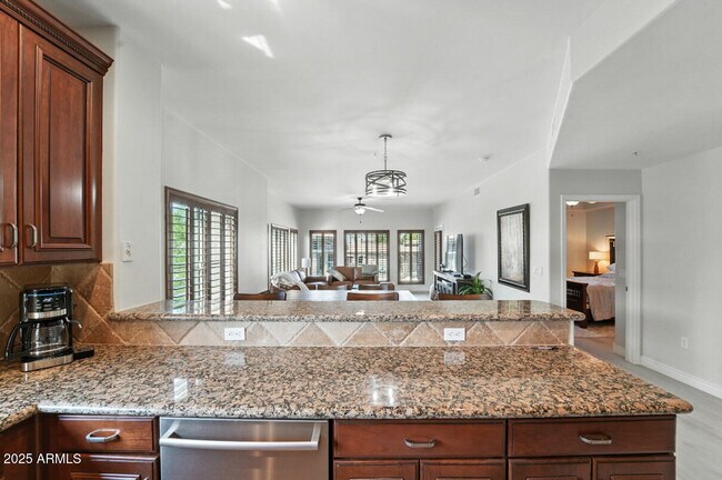 Building Photo - 5350 E Deer Valley Dr