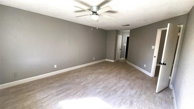 Building Photo - 16727 Carrack Turn Dr