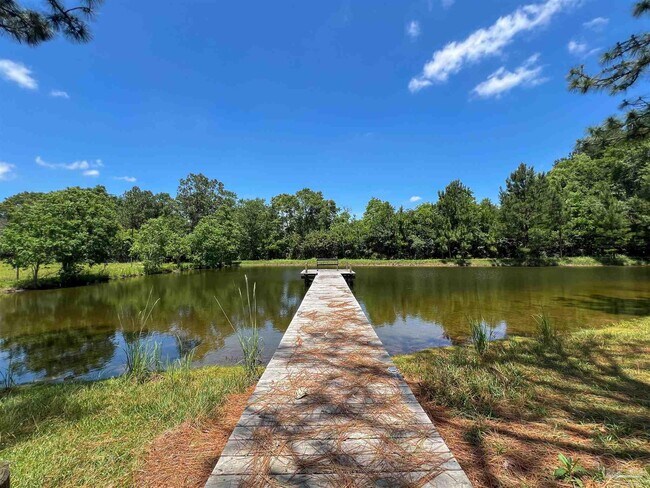 Building Photo - 2775 FL-97