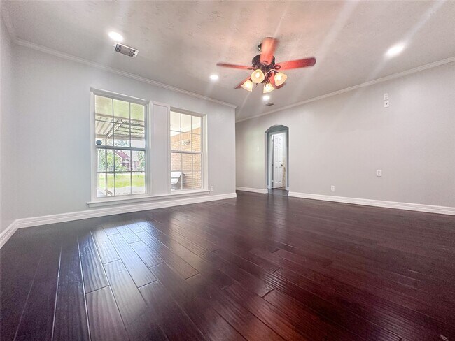 Building Photo - 17706 Wild Oak Dr