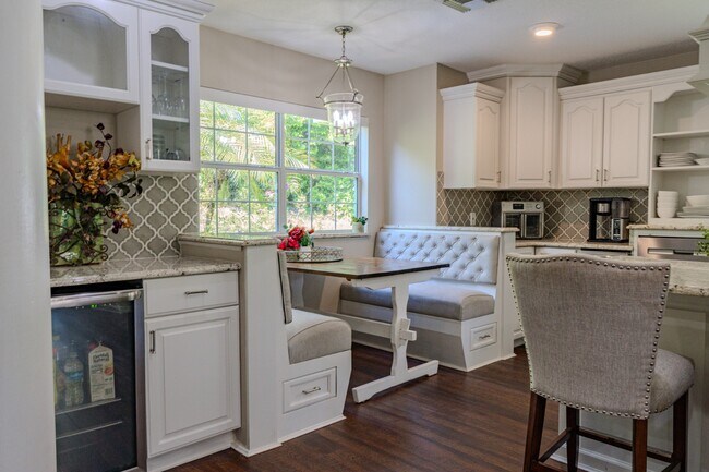 Building Photo - 33721 Spring Dr