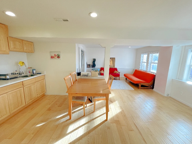 Building Photo - 1811 18th Ave