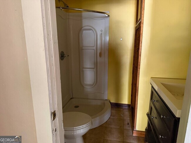 Building Photo - 502 Lawrence St
