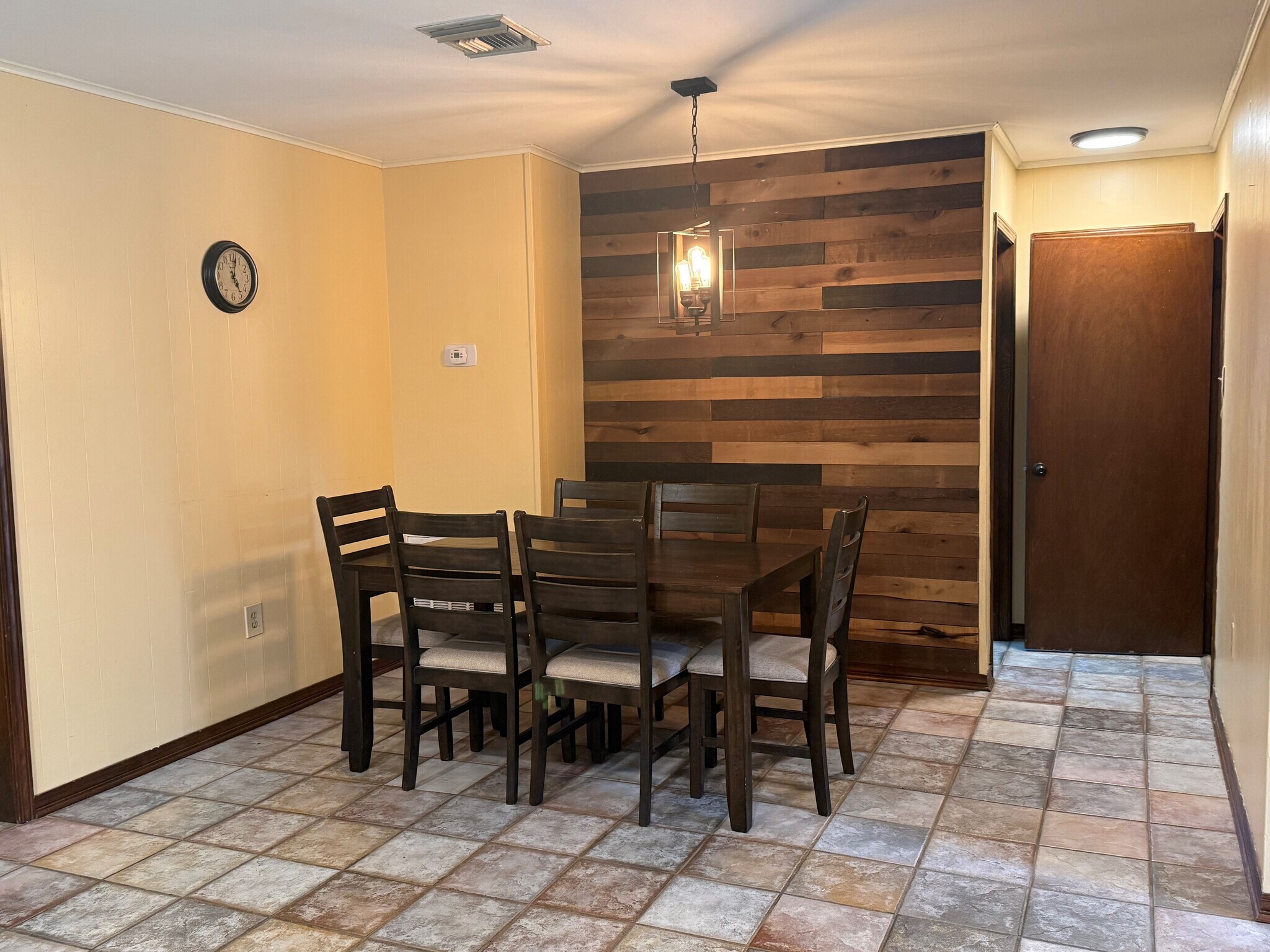 Building Photo - 119 Jay St