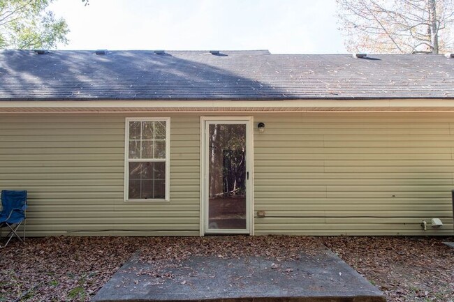 Building Photo - 605 Baron Dr