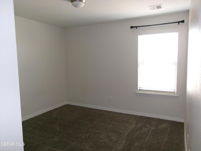 Building Photo - 11361 Hidalgo Dr