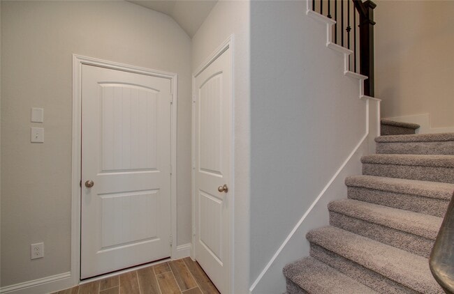 Building Photo - 1714 Forest Mist Dr