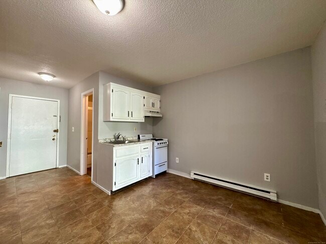 Building Photo - 289 Main Ave