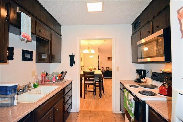 Building Photo - 2235 Seville Ct
