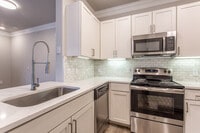 Building Photo - Vibe, Value & Views – All in One Place