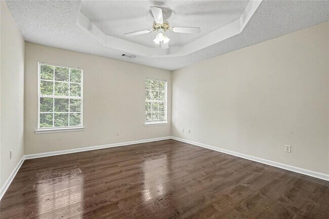 Building Photo - 4824 Buchli Ln