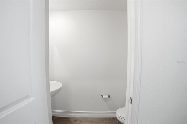 Building Photo - 11534 72nd Pl E