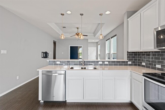 Building Photo - 15903 Serene Fleming Trace