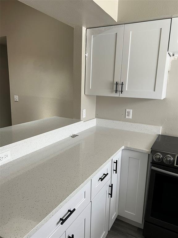 Building Photo - 319 Eaton St