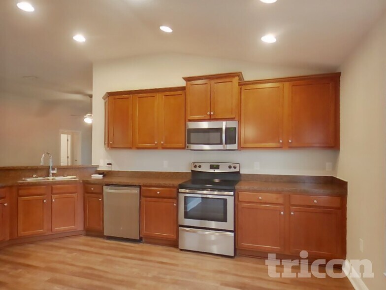 Building Photo - 14412 Barley Field Dr